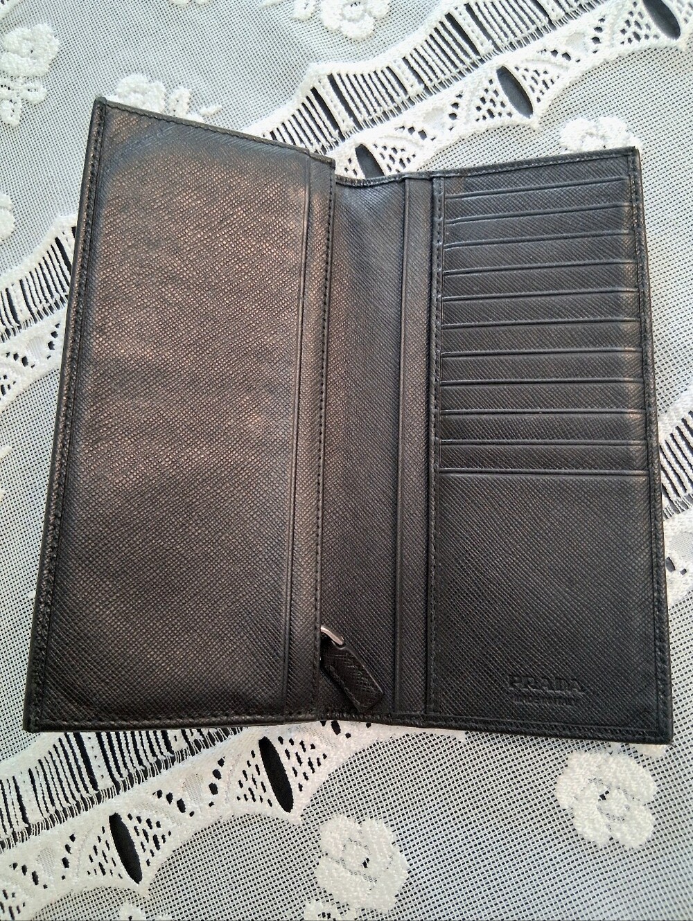 PRADA Long Wallet - Picture 2 of 3